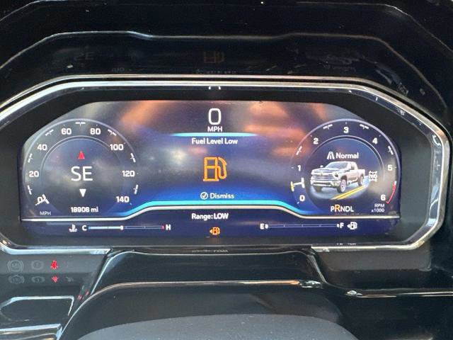 Used 2025 Chevrolet Silverado 2500 LT w/ Convenience Package image 28