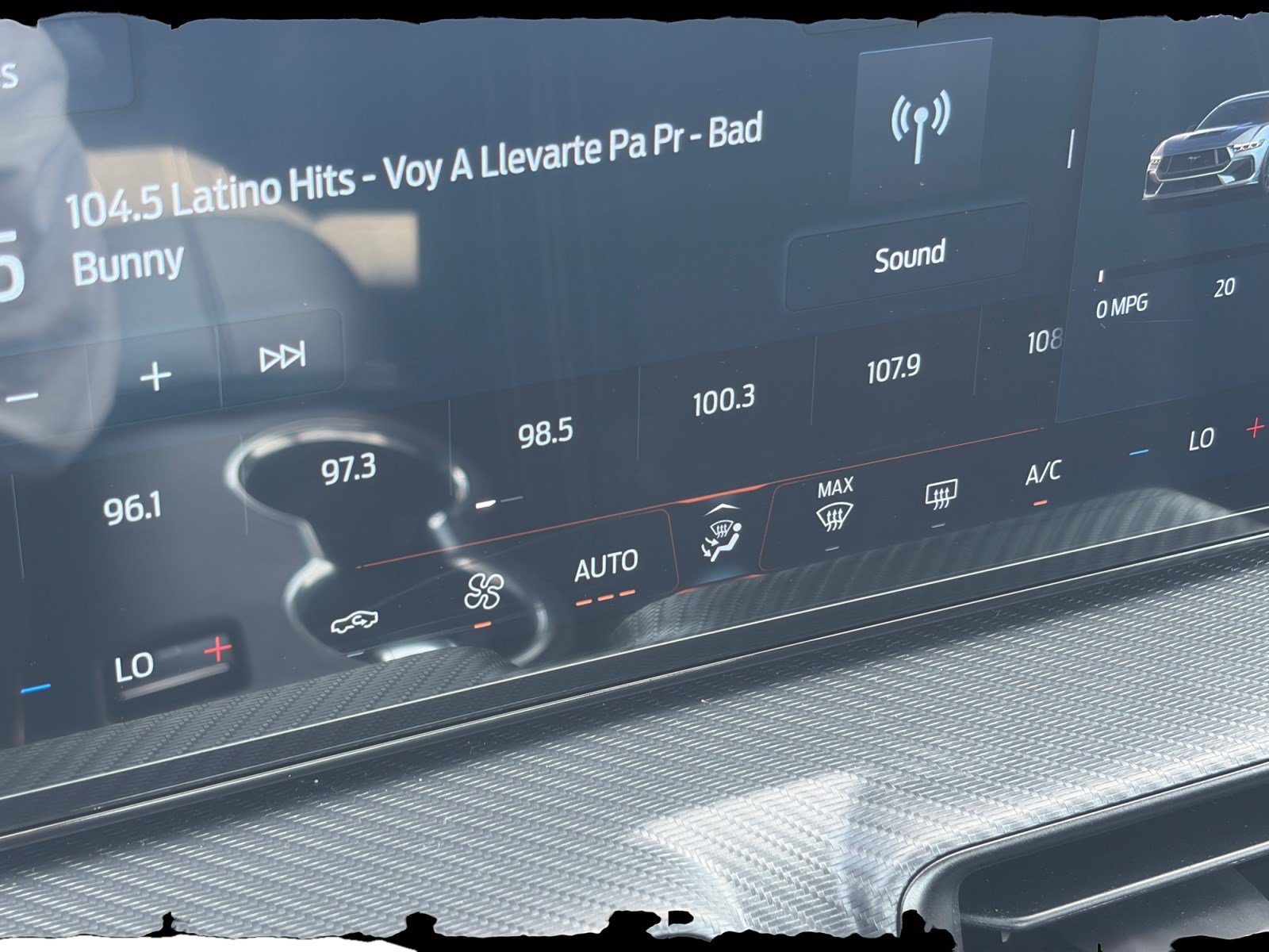 Certified 2025 Ford Mustang Coupe RWD image 17