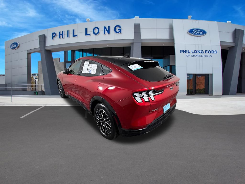 Certified 2024 Ford Mustang Mach-E Premium AWD/4WD image 3