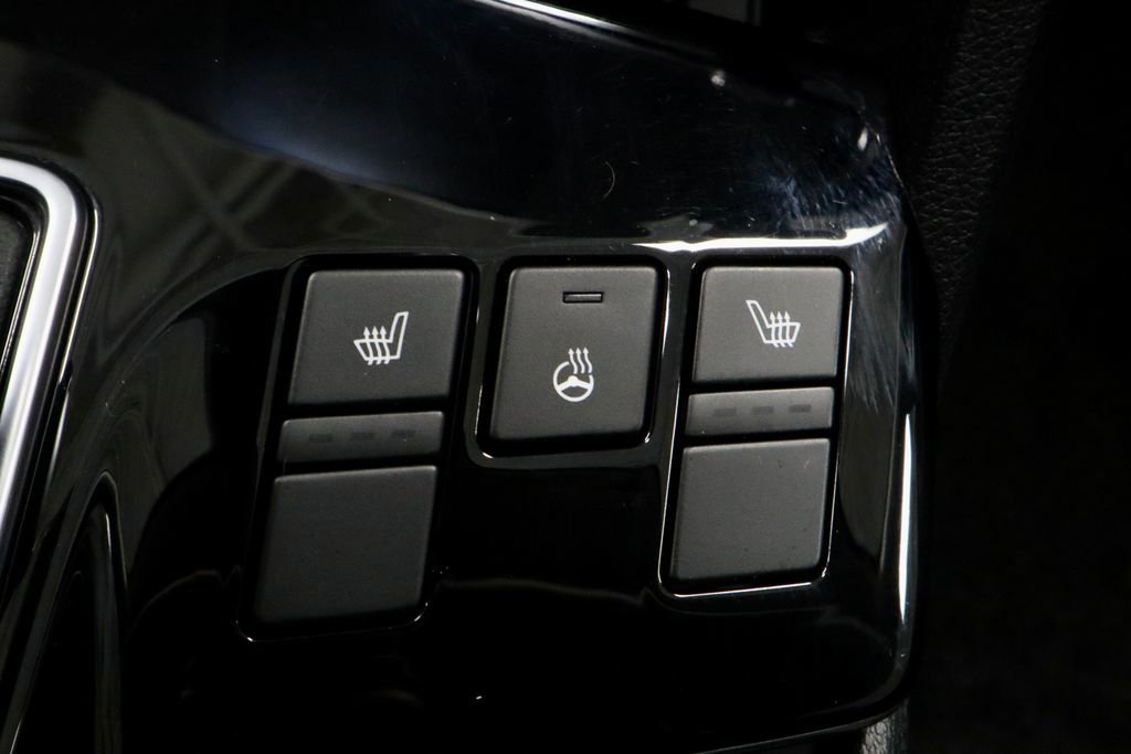 Used 2023 Kia Sportage EX image 12