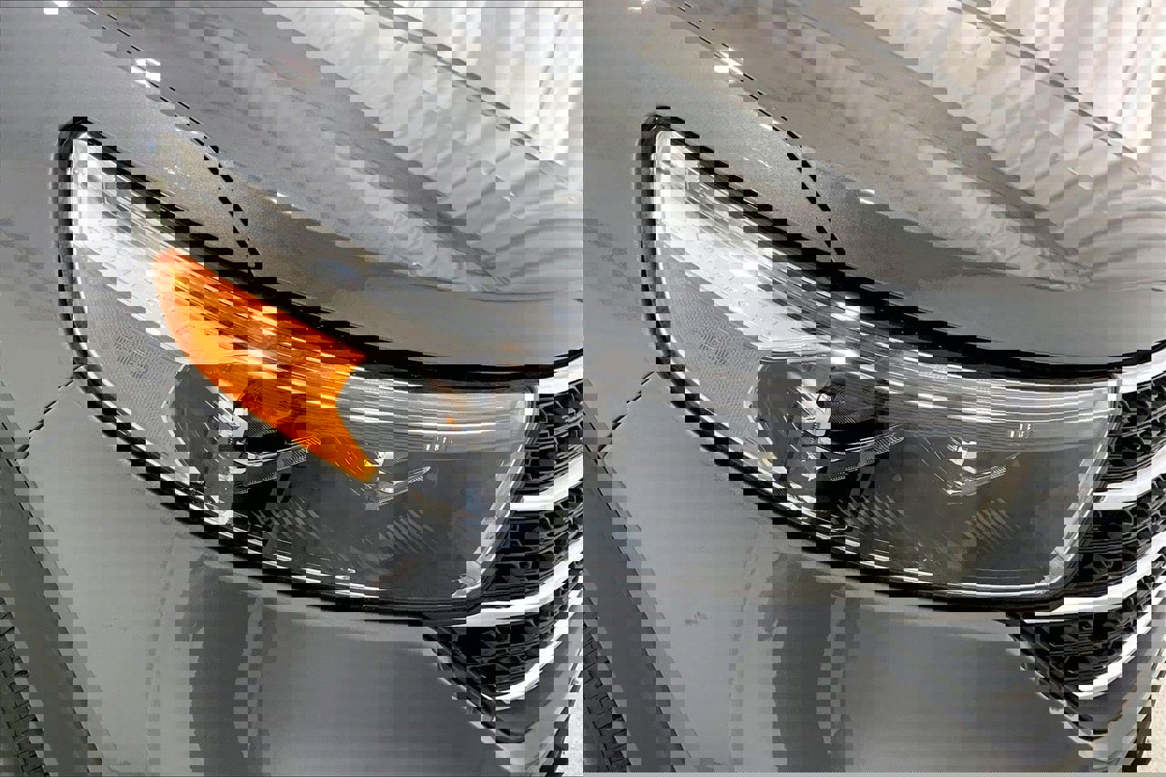 Certified 2024 Ford Explorer XLT w/ Equipment Group 202A image 28