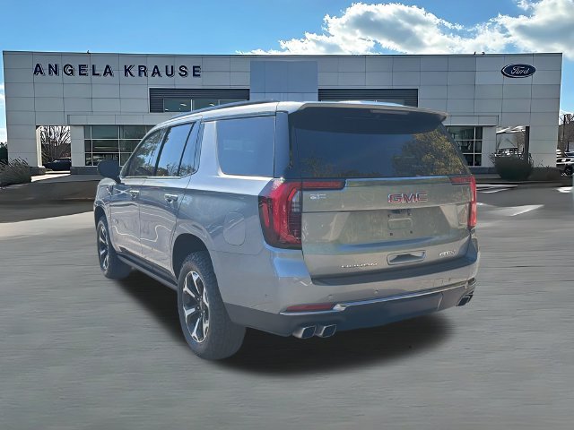 Used 2025 GMC Yukon AT4 w/ AT4 Premium Package AWD/4WD image 6