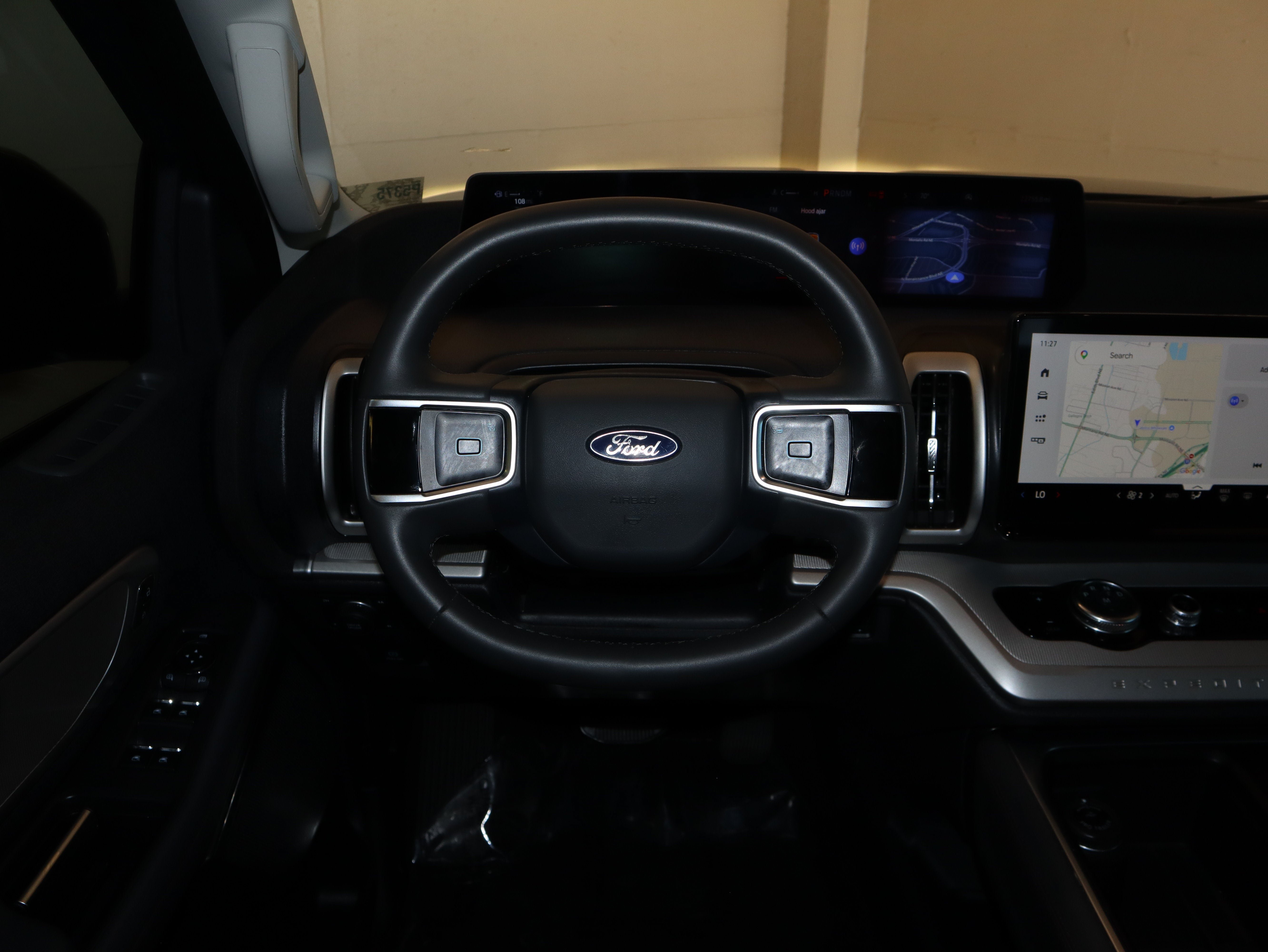 Certified 2025 Ford Expedition Active AWD/4WD image 25