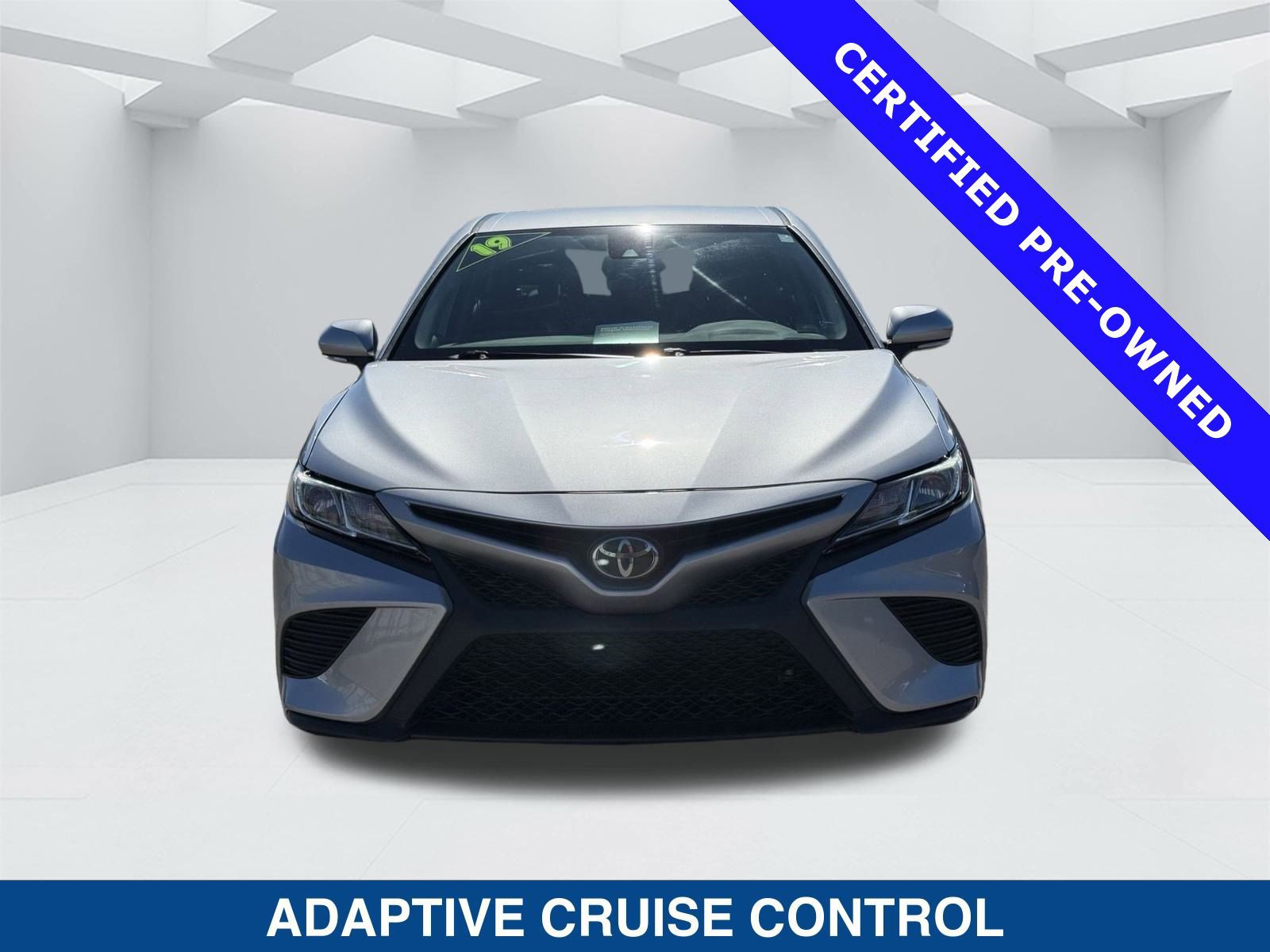 Used 2019 Toyota Camry SE image 8