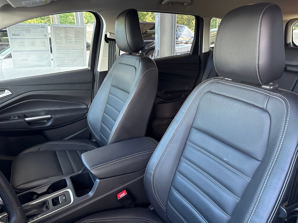 Certified 2019 Ford Escape Titanium AWD/4WD image 16