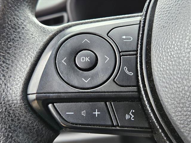 Used 2019 Toyota RAV4 LE image 11