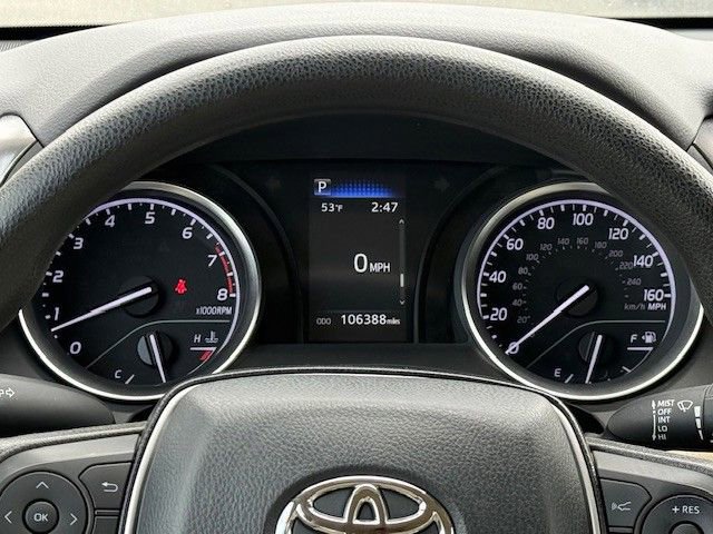 Used 2021 Toyota Camry LE image 27