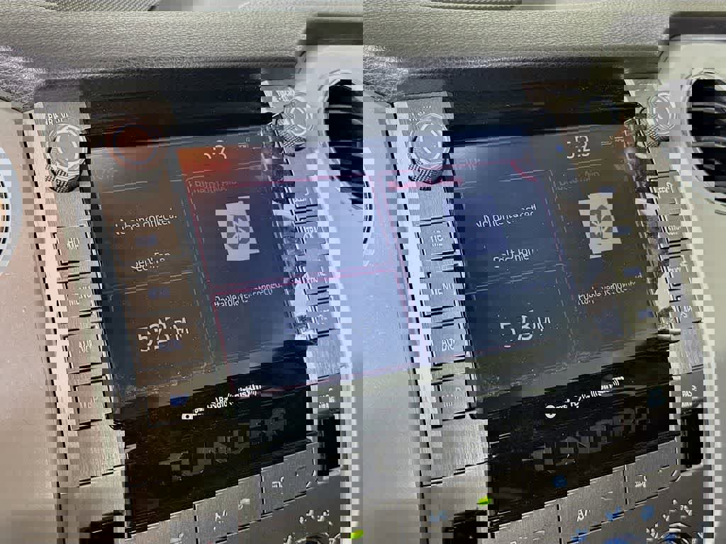 Used 2020 Toyota Tundra image 18