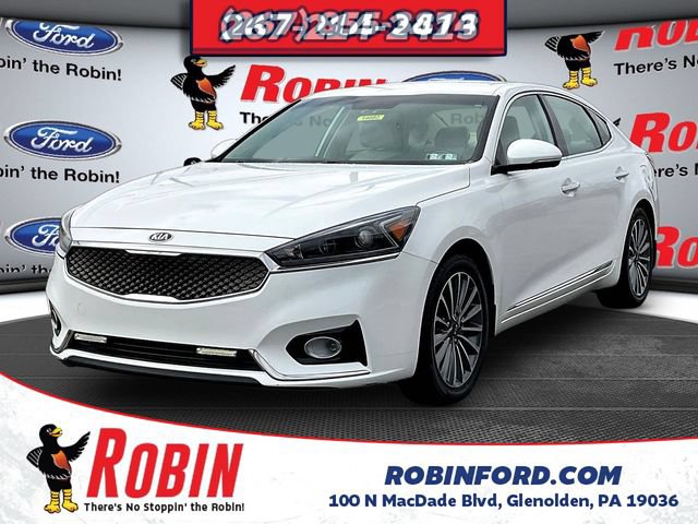 Used 2017 Kia Cadenza Premium w/ Luxury Package FWD image 3