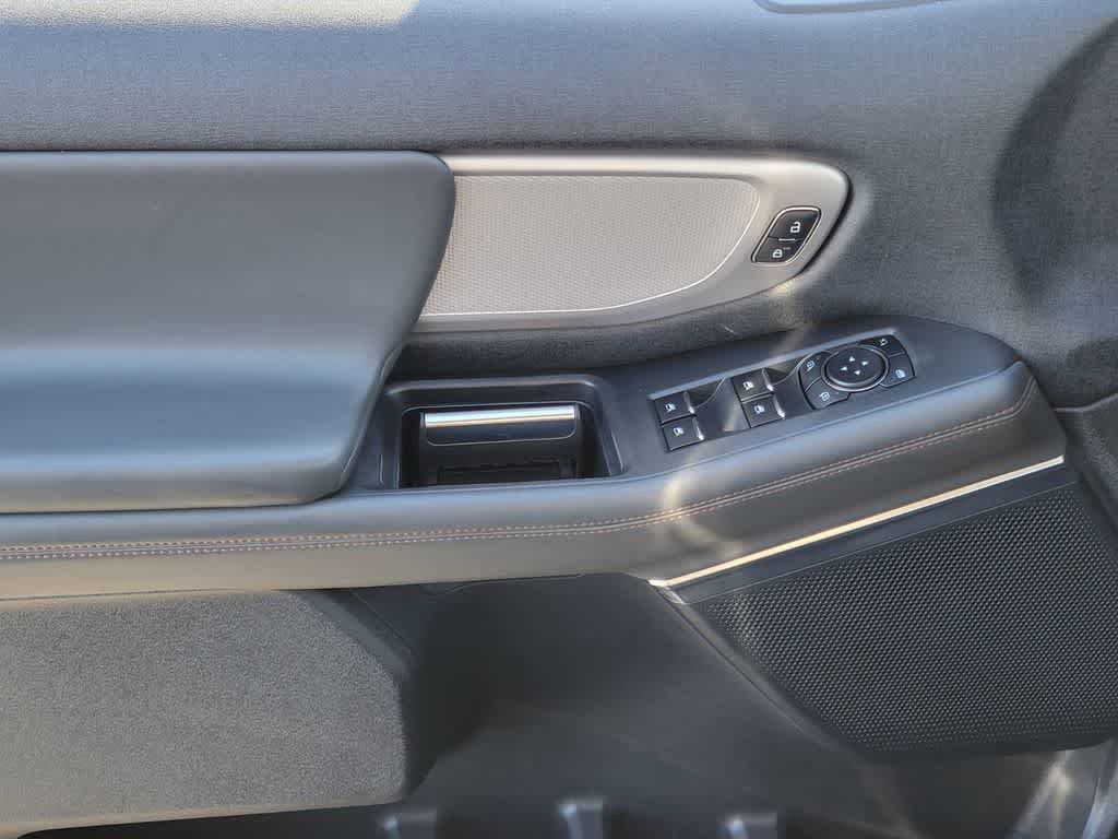 Certified 2025 Ford Expedition Max Active AWD/4WD image 22