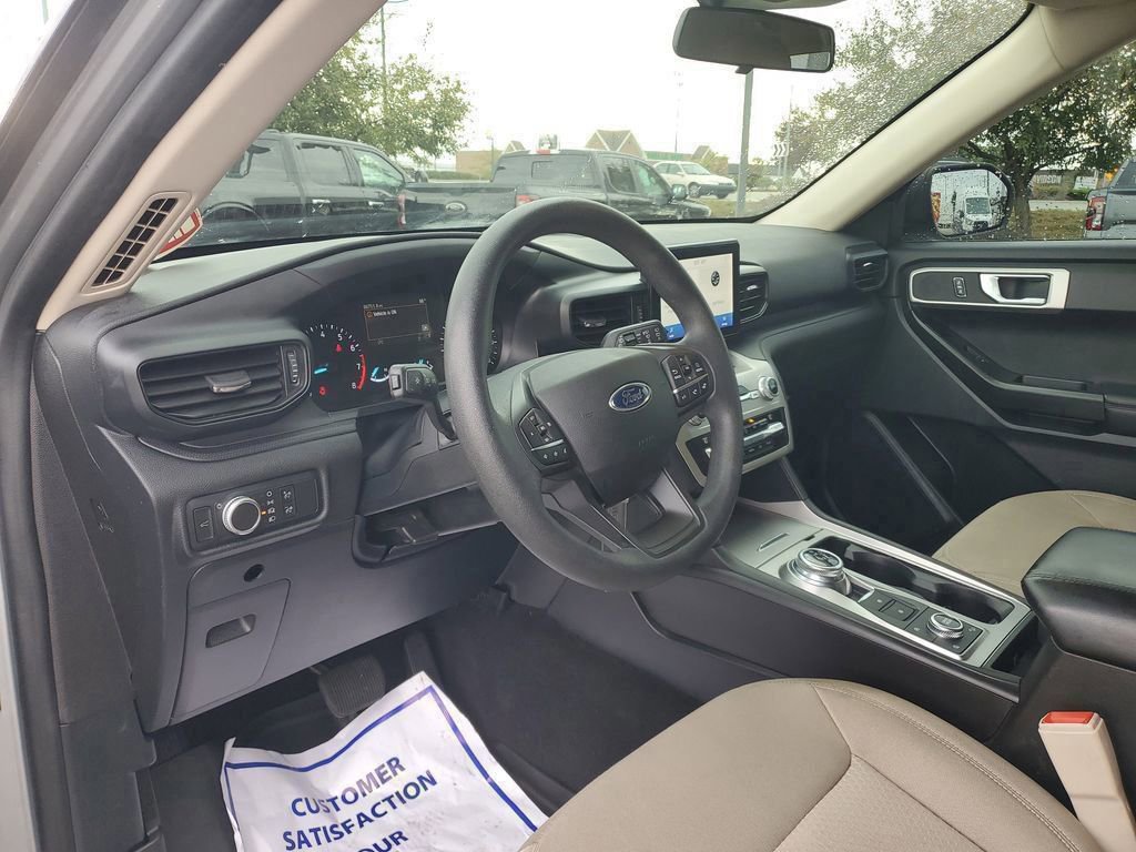 Certified 2021 Ford Explorer BASE image 17