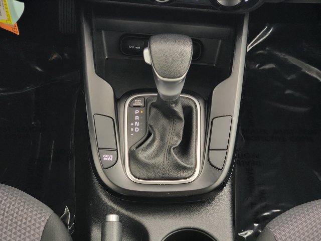 Used 2025 Kia Soul LX w/ LX Technology Package FWD image 22