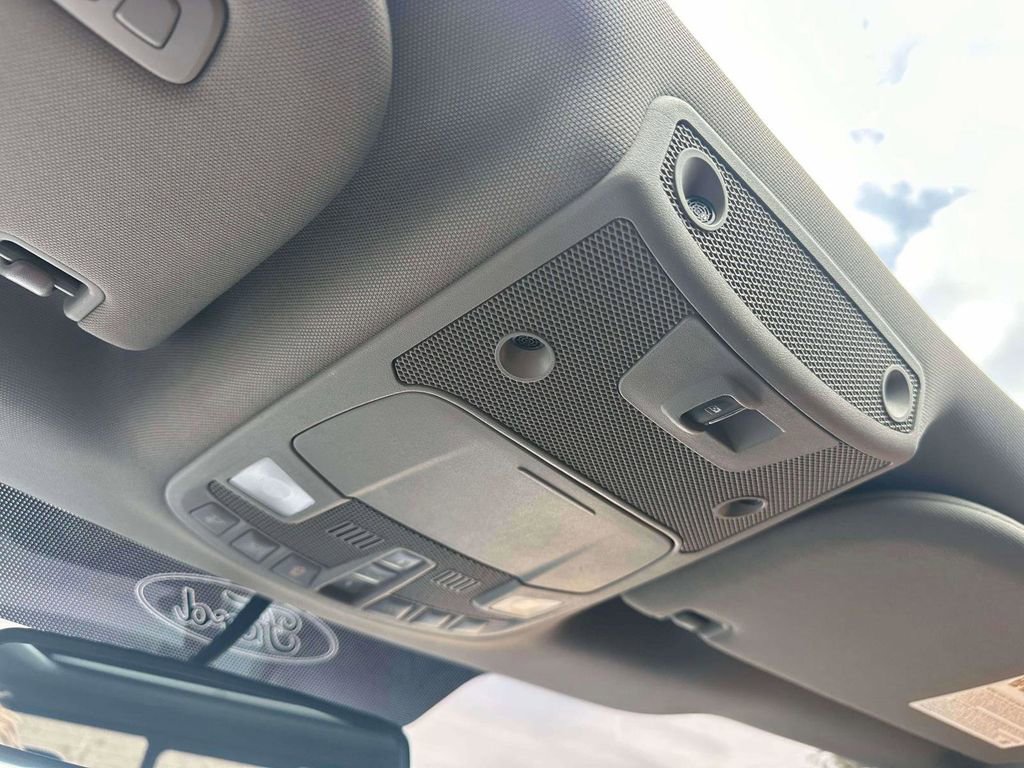 Certified 2018 Ford F150 Lariat AWD/4WD image 32