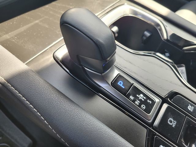 Used 2023 Lexus RX 350h w/ Cold Area Package AWD/4WD image 18