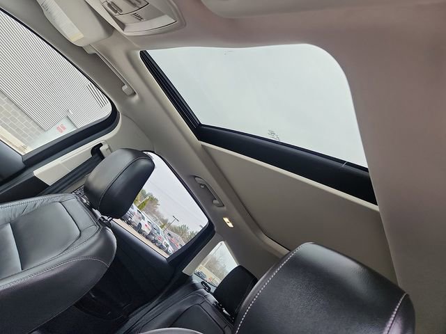 Certified 2019 Ford Escape Titanium image 21