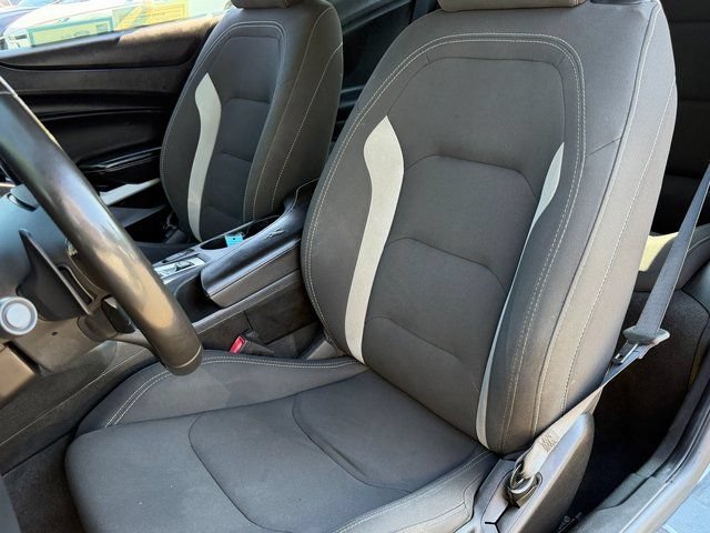 Used 2018 Chevrolet Camaro LT RWD image 8