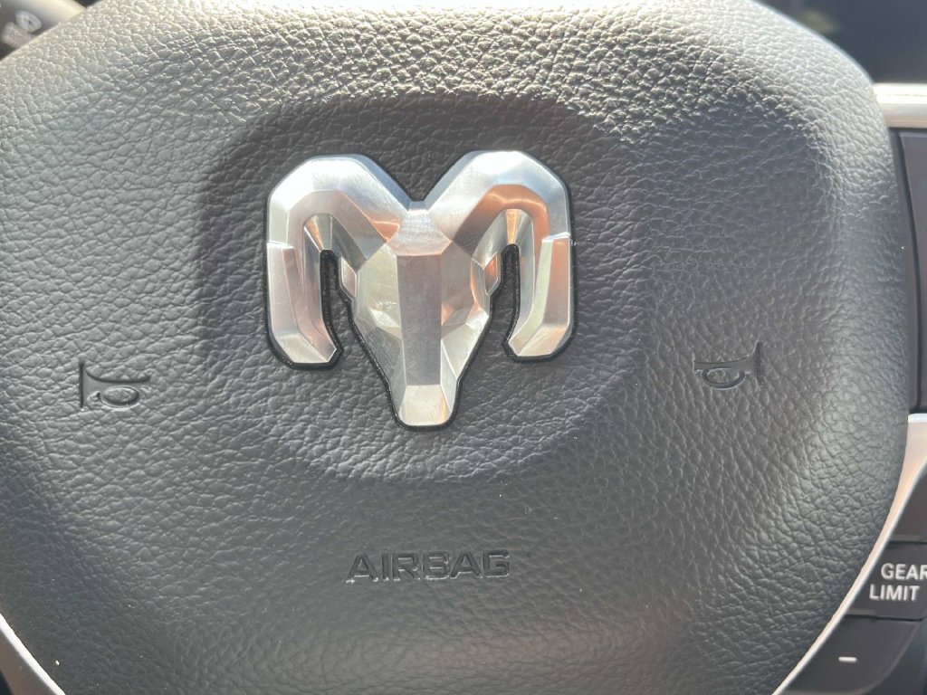 Used 2022 RAM 1500 Big Horn AWD/4WD image 37