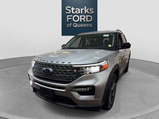 Certified 2023 Ford Explorer XLT w/ Equipment Group 202A AWD/4WD image 3