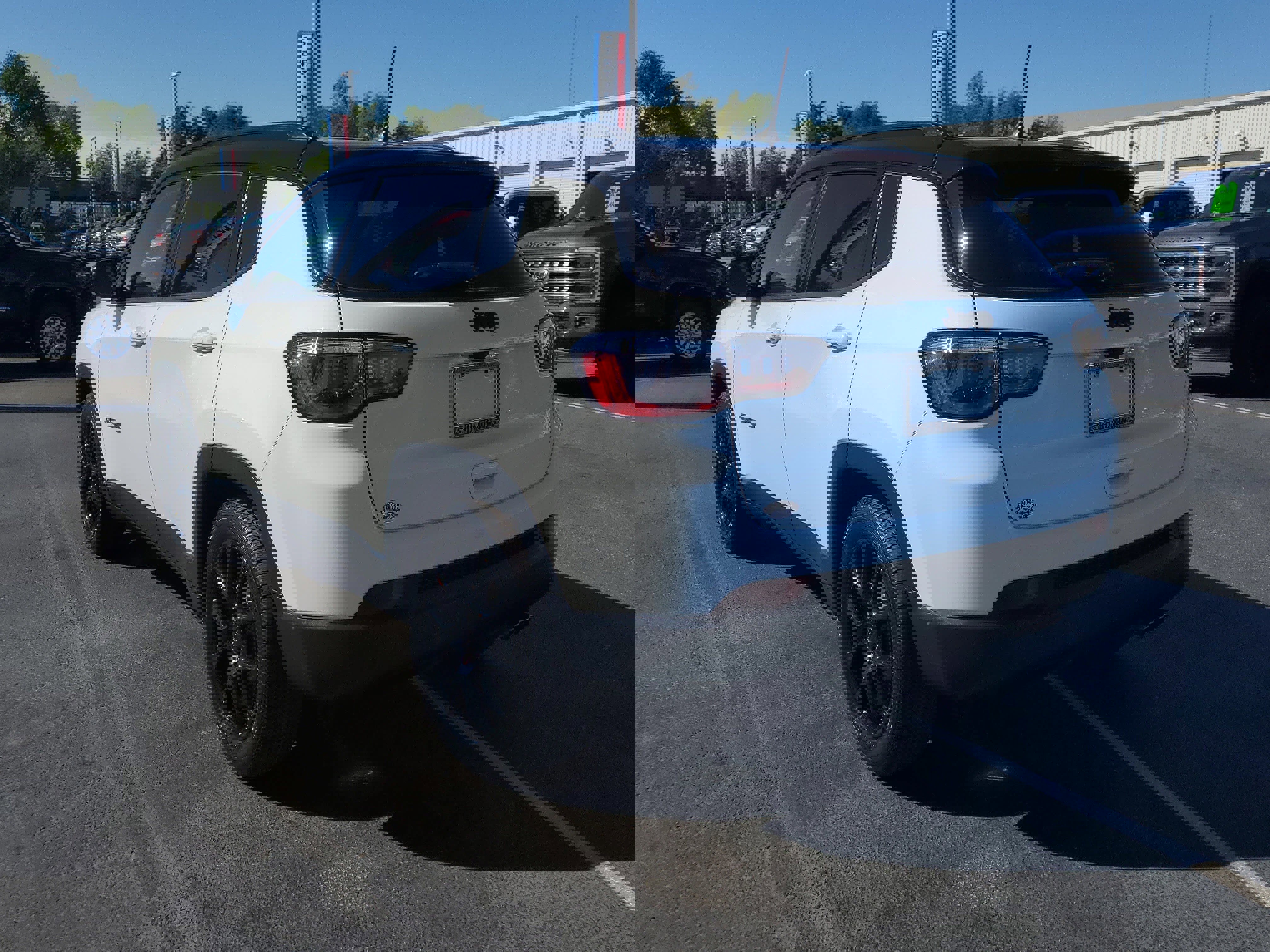 Used 2022 Jeep Compass Altitude w/ Sun and Sound Group image 3