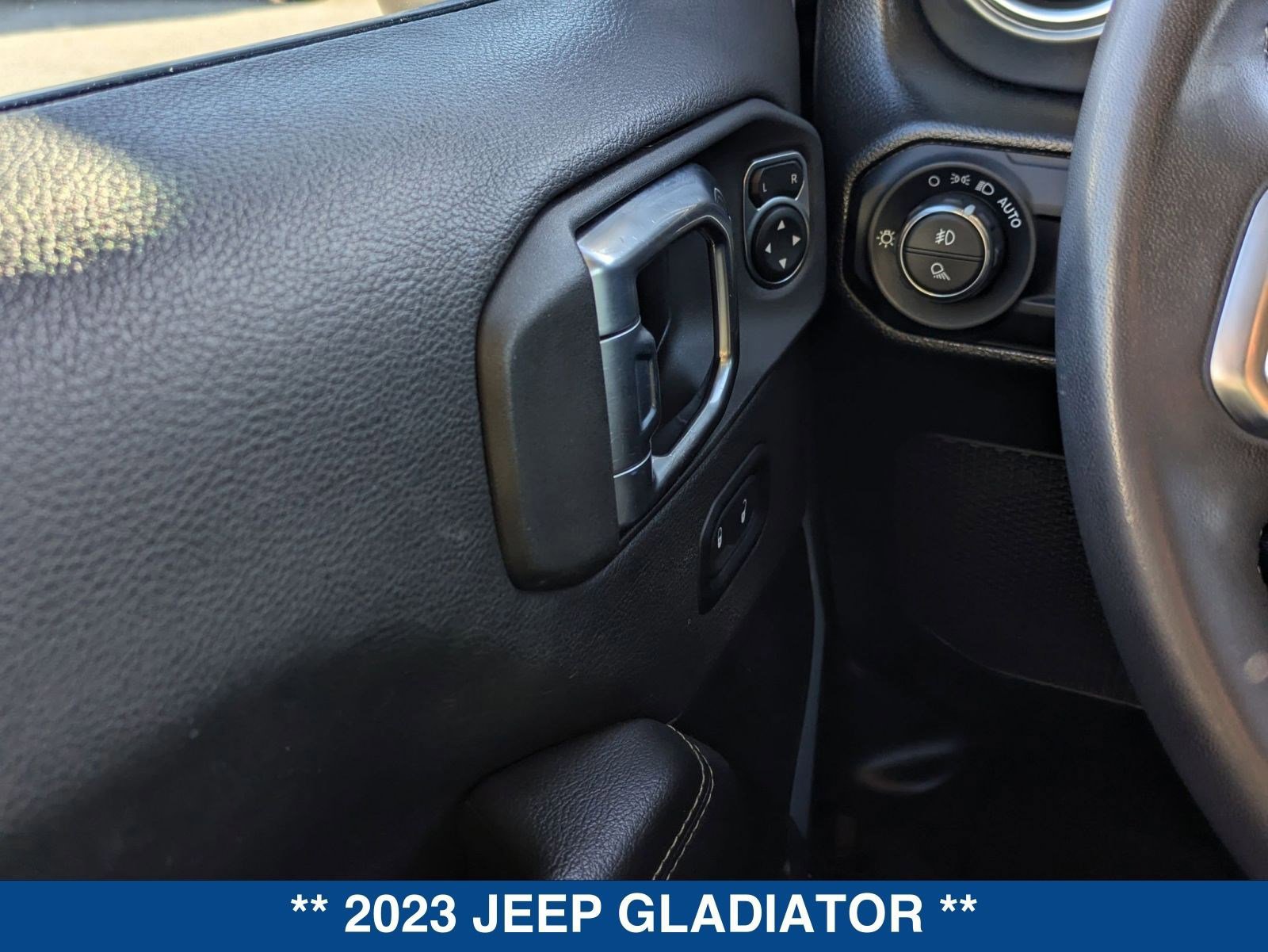 Used 2023 Jeep Gladiator Overland image 24