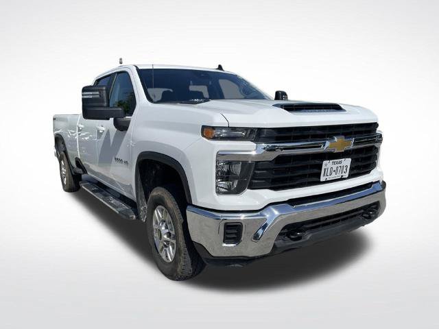 Used 2026 Chevrolet Silverado 2500 LT AWD/4WD image 2