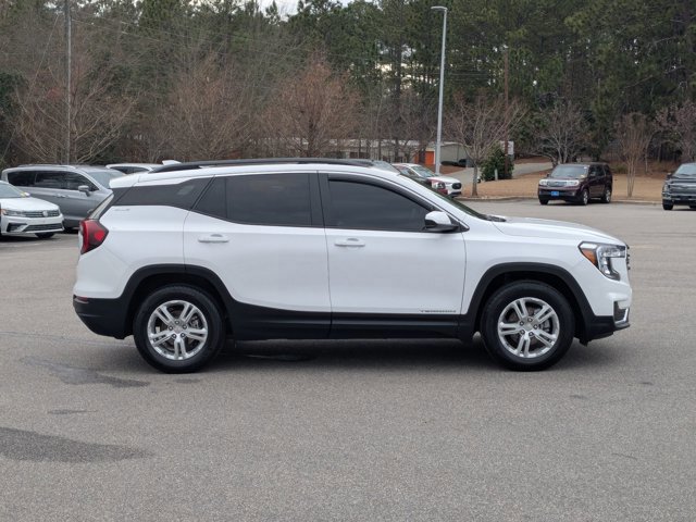 Used 2022 GMC Terrain SLE w/ Driver Convenience Package image 6