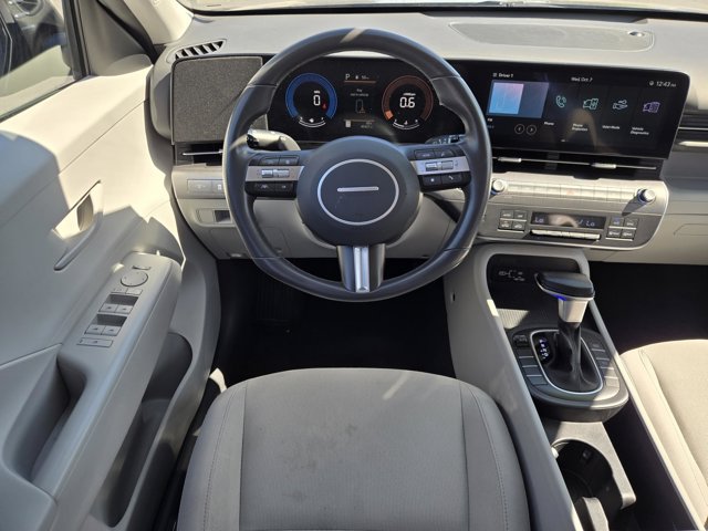 Used 2024 Hyundai Kona SEL FWD image 13