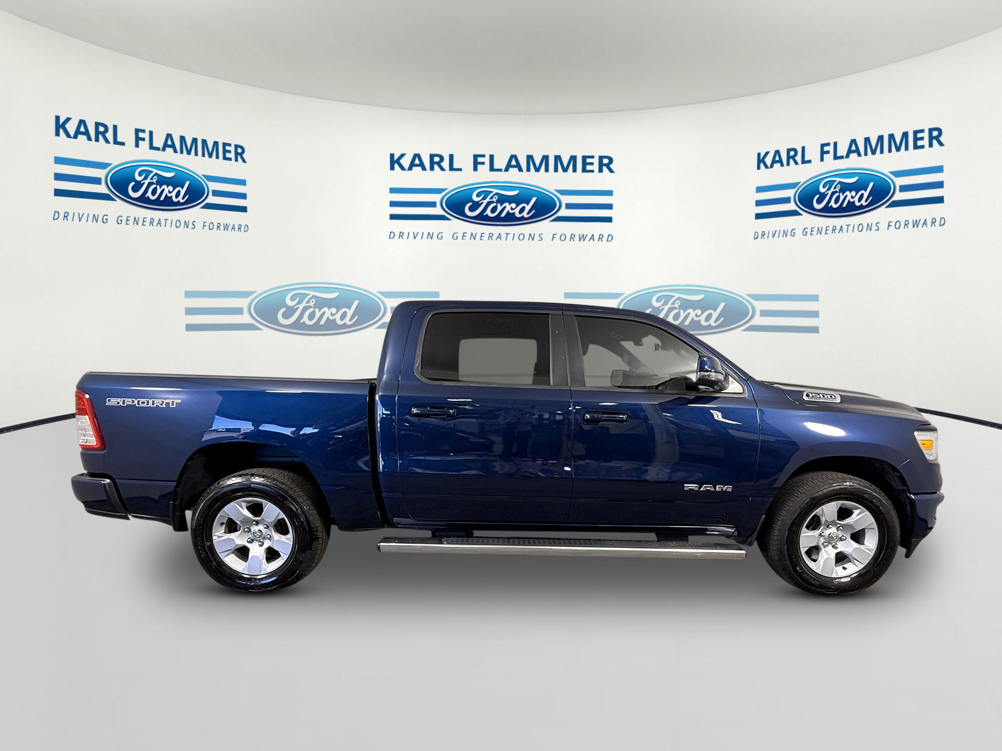Used 2023 RAM 1500 Big Horn AWD/4WD image 2