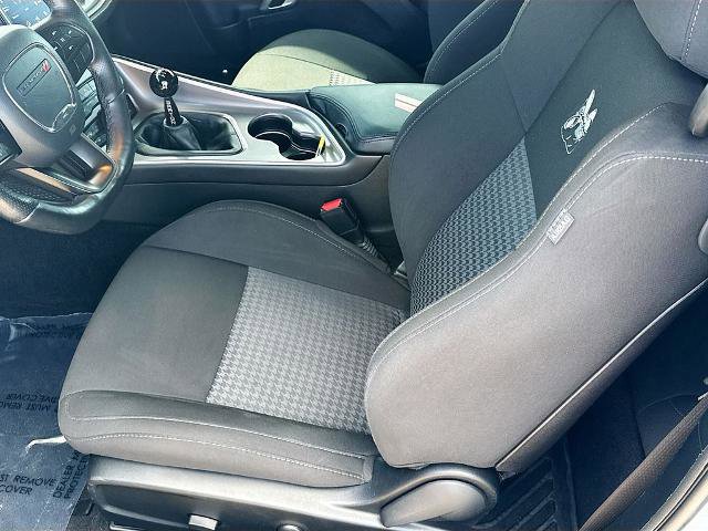 Used 2022 Dodge Challenger R/T Scat Pack RWD image 16