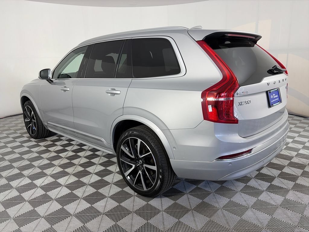 Used 2024 Volvo XC90 B5 Plus AWD/4WD image 5
