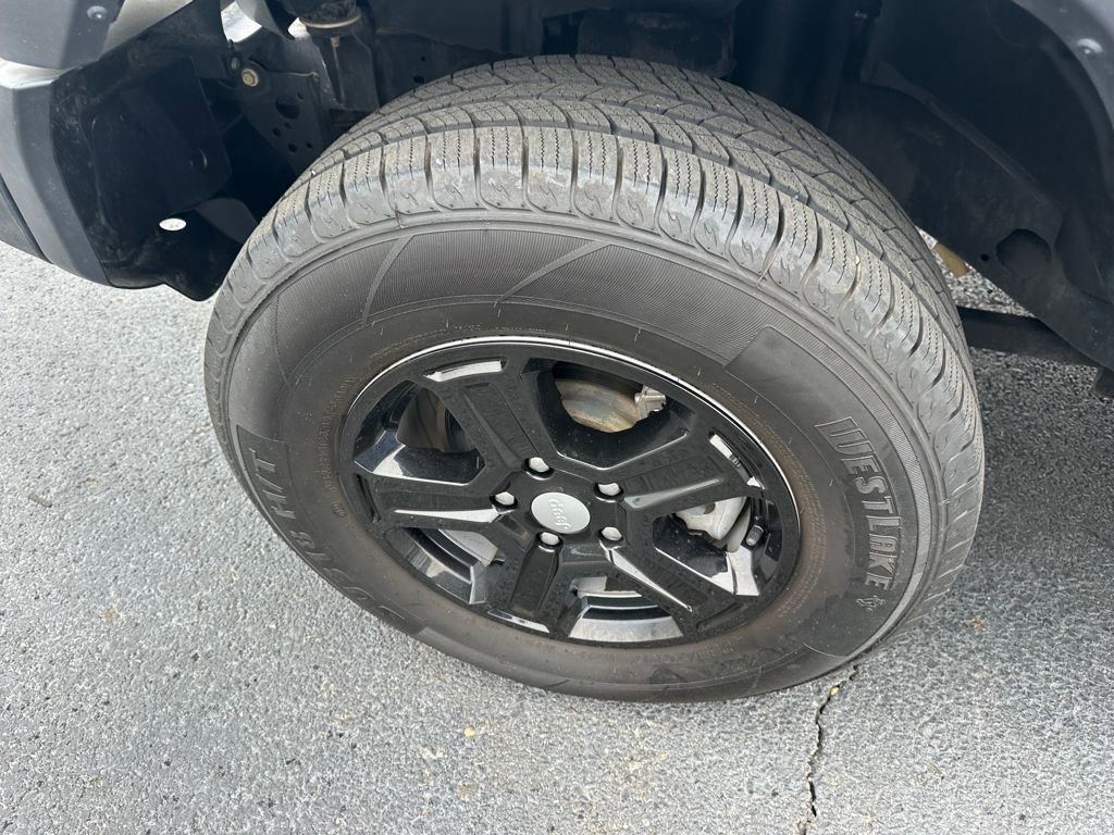 Used 2020 Jeep Wrangler Sport image 19