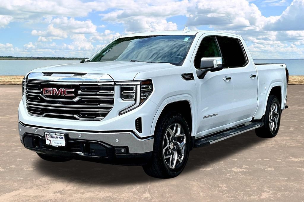 Used 2024 GMC Sierra 1500 SLT w/ SLT Premium Plus Package AWD/4WD image 4