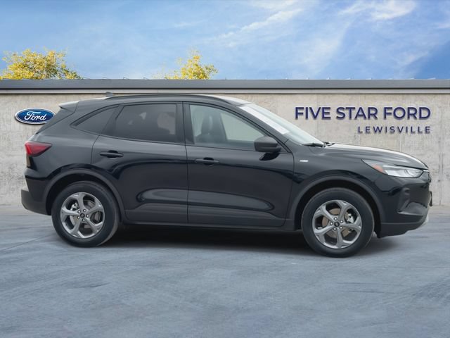 Certified 2025 Ford Escape ST-Line AWD/4WD image 9