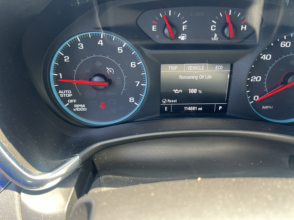 Used 2018 Chevrolet Equinox LS AWD/4WD image 18