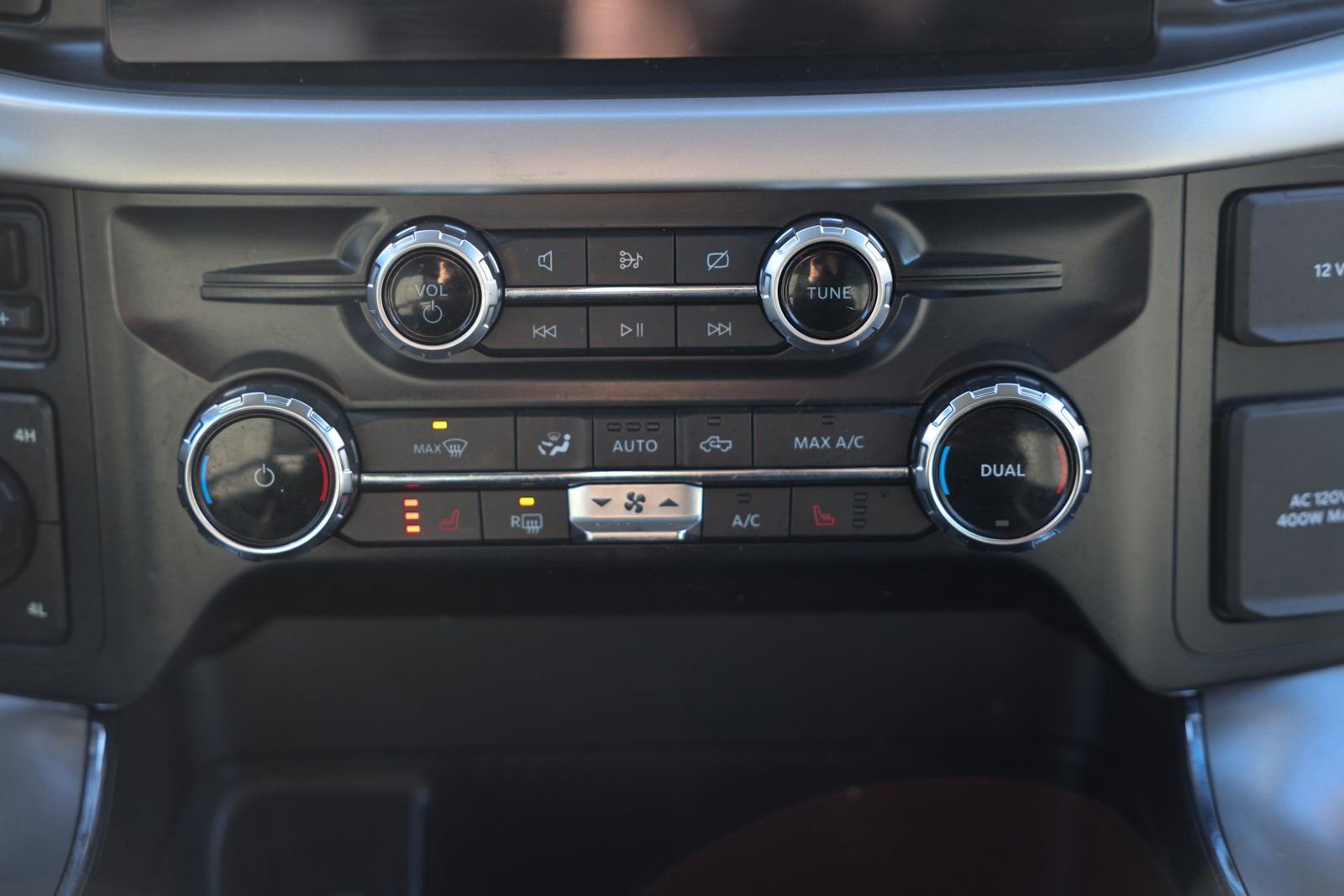 Certified 2022 Ford F150 XLT w/ Equipment Group 302A High image 25