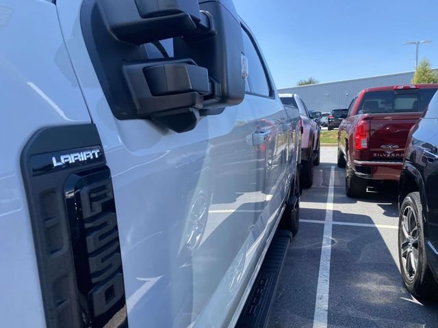 Certified 2025 Ford F250 Lariat w/ Lariat Ultimate Package AWD/4WD image 4