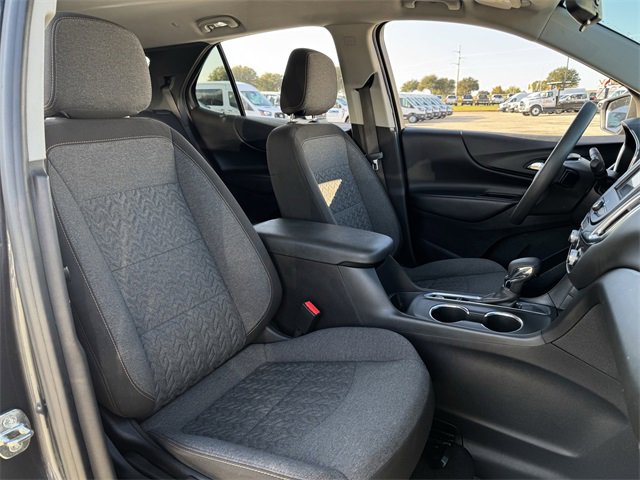 Used 2022 Chevrolet Equinox LT image 29