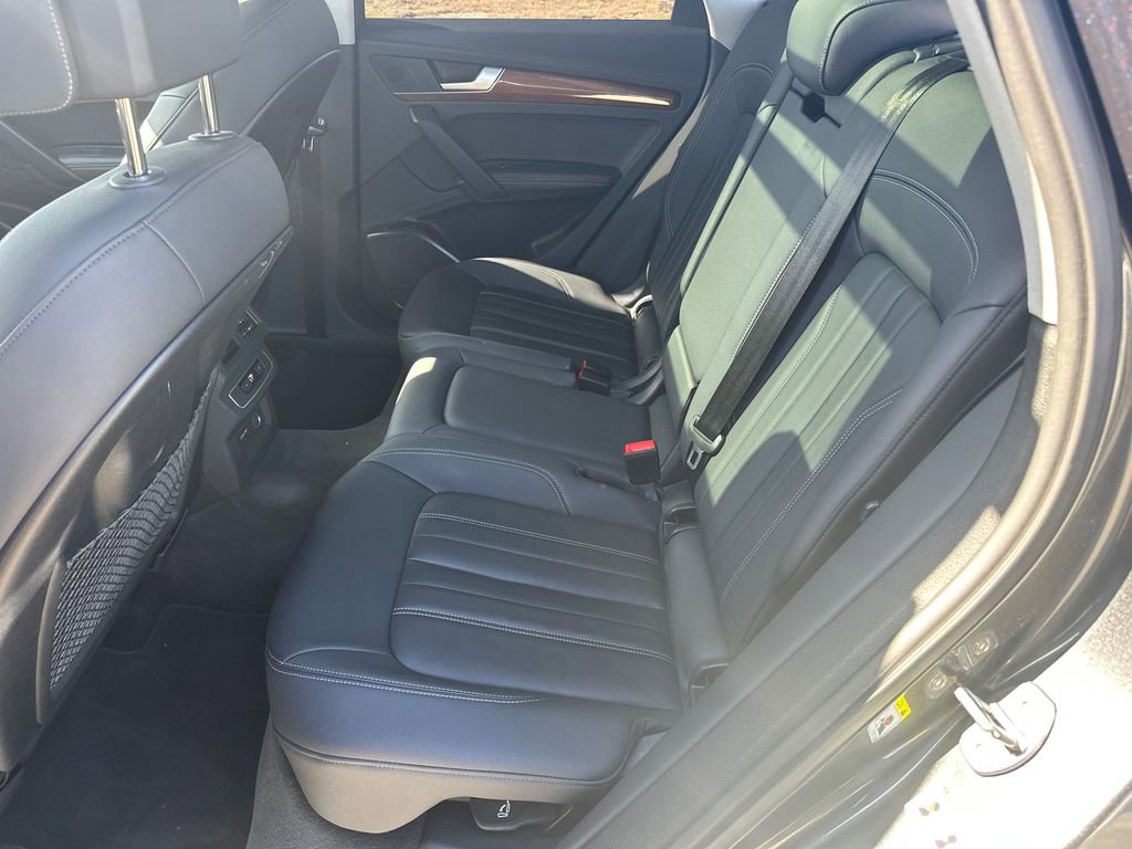 Used 2022 Audi Q5 2.0T Premium Plus AWD/4WD image 21