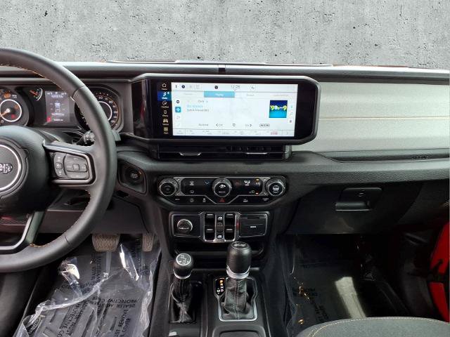Used 2024 Jeep Wrangler Unlimited Sport AWD/4WD image 15
