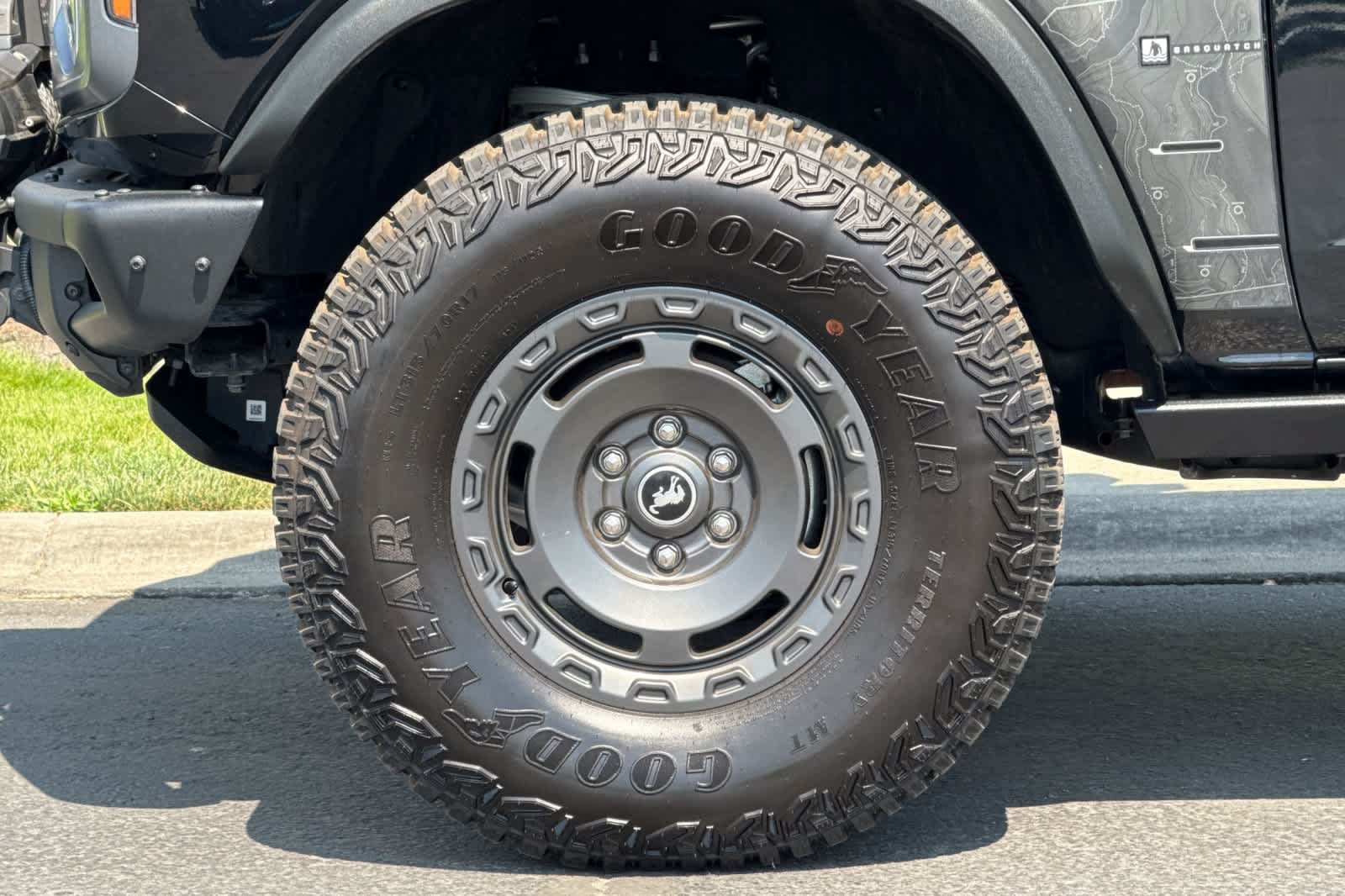 Certified 2024 Ford Bronco Everglades AWD/4WD image 27
