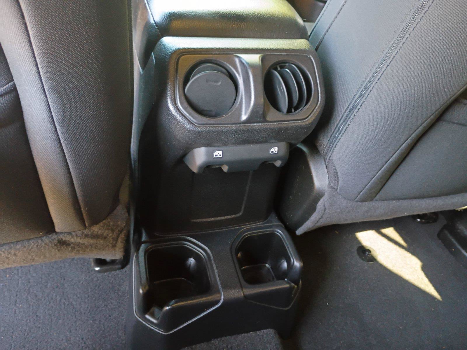 Used 2021 Jeep Wrangler Unlimited Sport AWD/4WD image 16