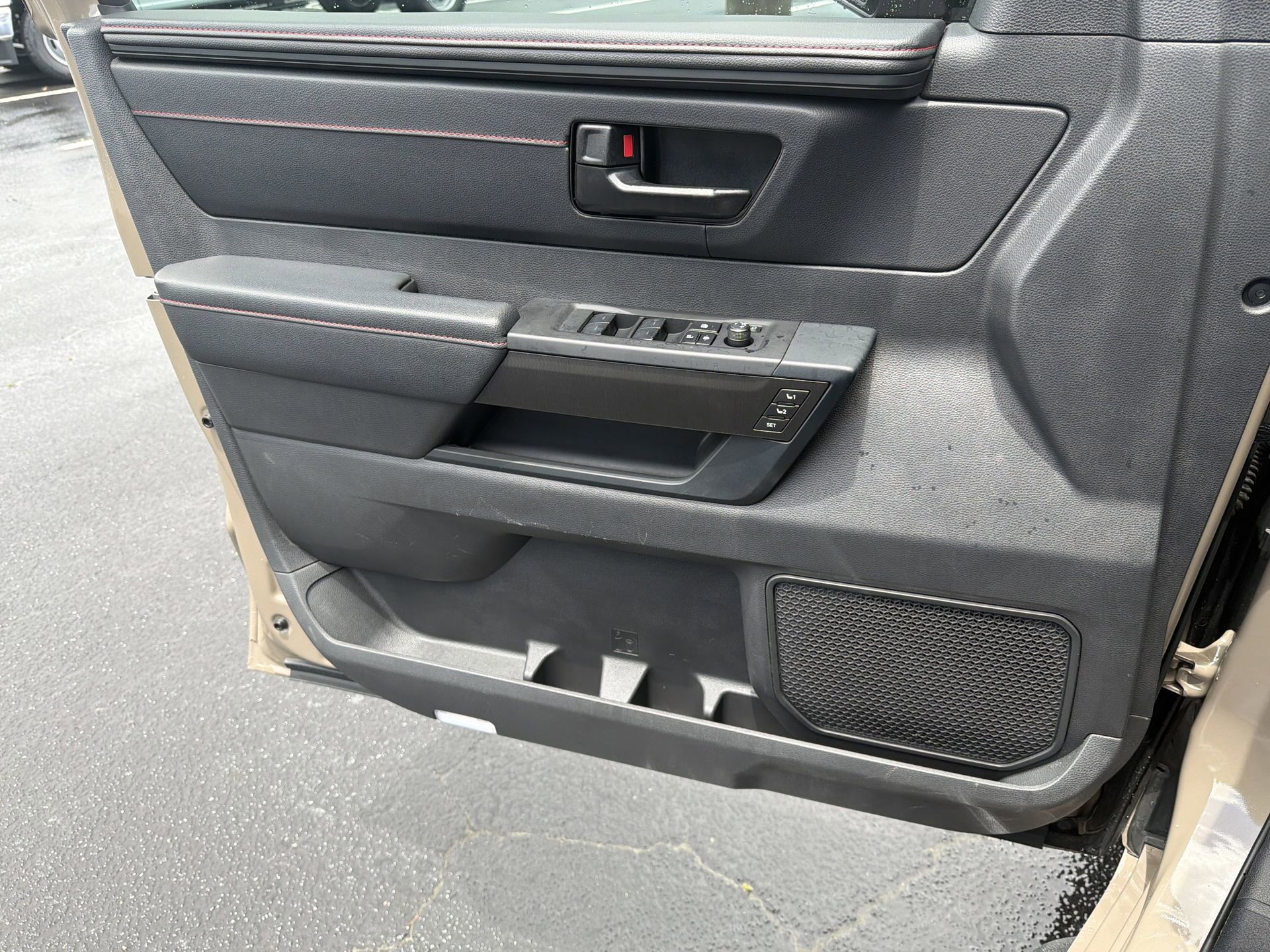 Used 2025 Toyota Sequoia TRD Pro AWD/4WD image 18