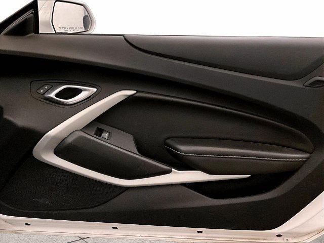 Used 2022 Chevrolet Camaro LT RWD image 23