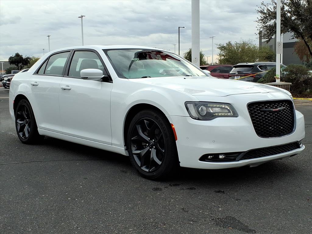 Used 2023 Chrysler 300 S image 7