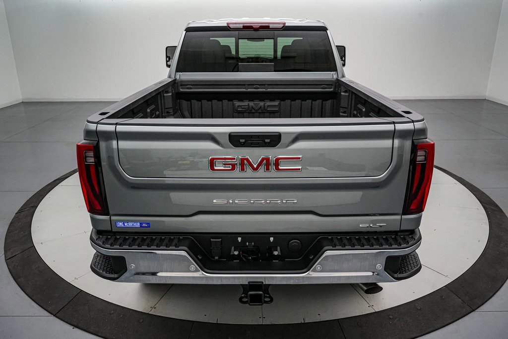 Used 2025 GMC Sierra 2500 SLT w/ SLT Premium Package image 4