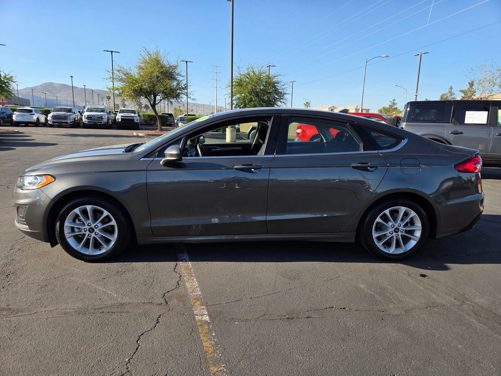 Certified 2020 Ford Fusion SE image 2