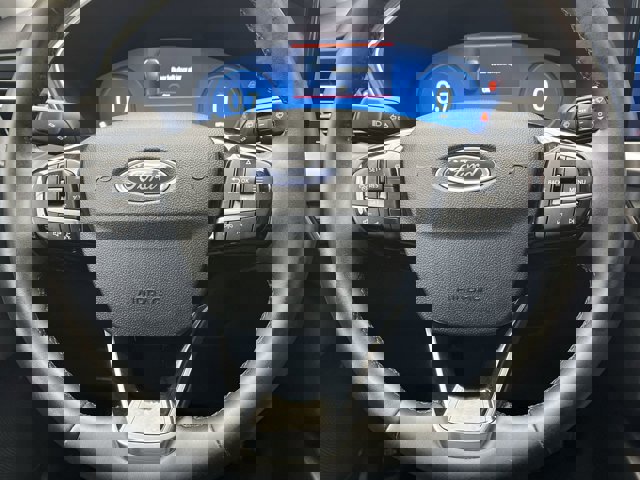 Certified 2025 Ford Escape Platinum image 28