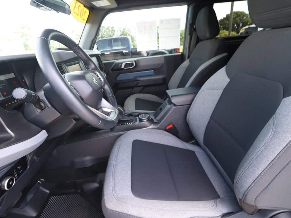 Certified 2023 Ford Bronco Big Bend AWD/4WD image 2