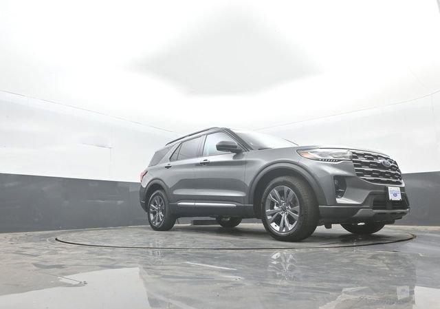 Certified 2025 Ford Explorer Active w/ Active Comfort Package AWD/4WD image 33