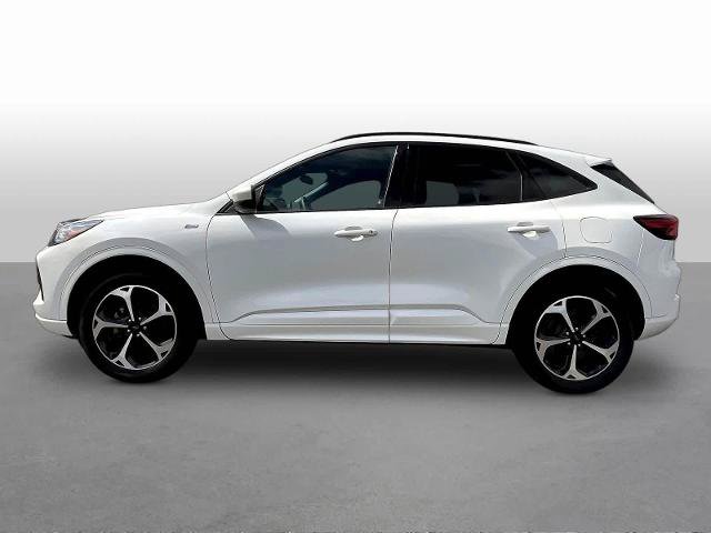 Certified 2023 Ford Escape ST-Line Select w/ Tech Pack #1 AWD/4WD image 4